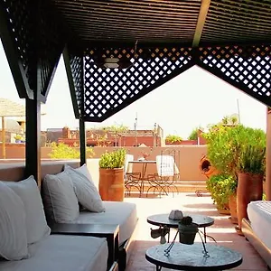 Al Karama Guest house